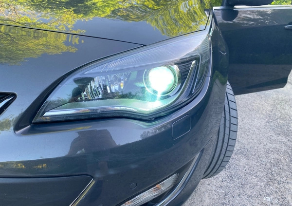 Opel Astra cena 37500 przebieg: 218087, rok produkcji 2015 z Bychawa małe 407